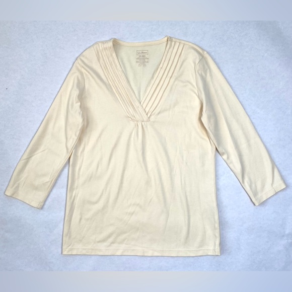 L.L. Bean Women’s Cream V-Neck 3/4 Sleeve Top T-Shirt 100% Supima Cotton Size XS - Picture 2 of 12